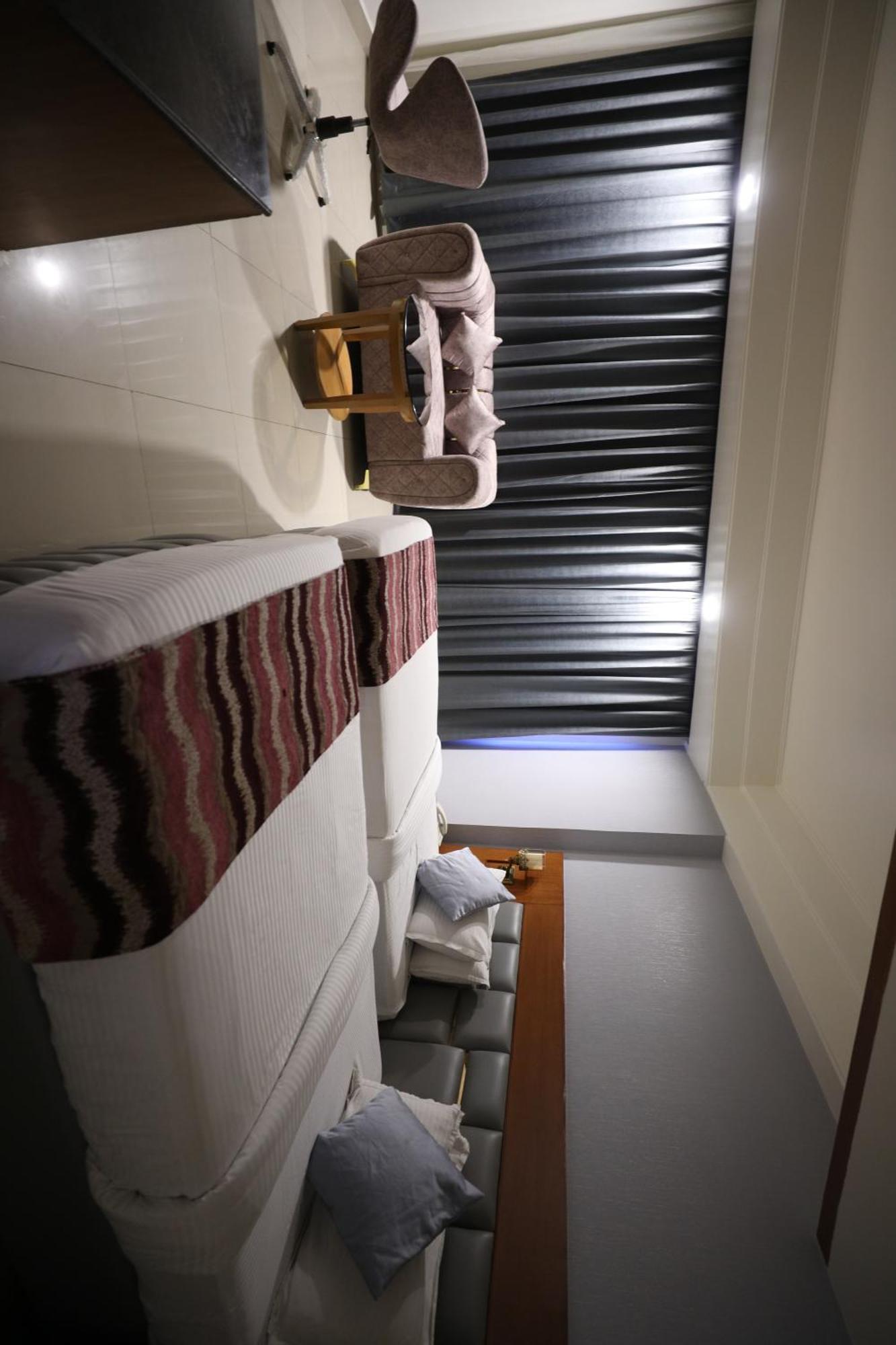 היידראבד Eastin Hotels מראה חיצוני תמונה